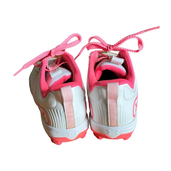 Under Armour Softball Baseball Cleats Kids Size 4 youth - Picture 3 of 9